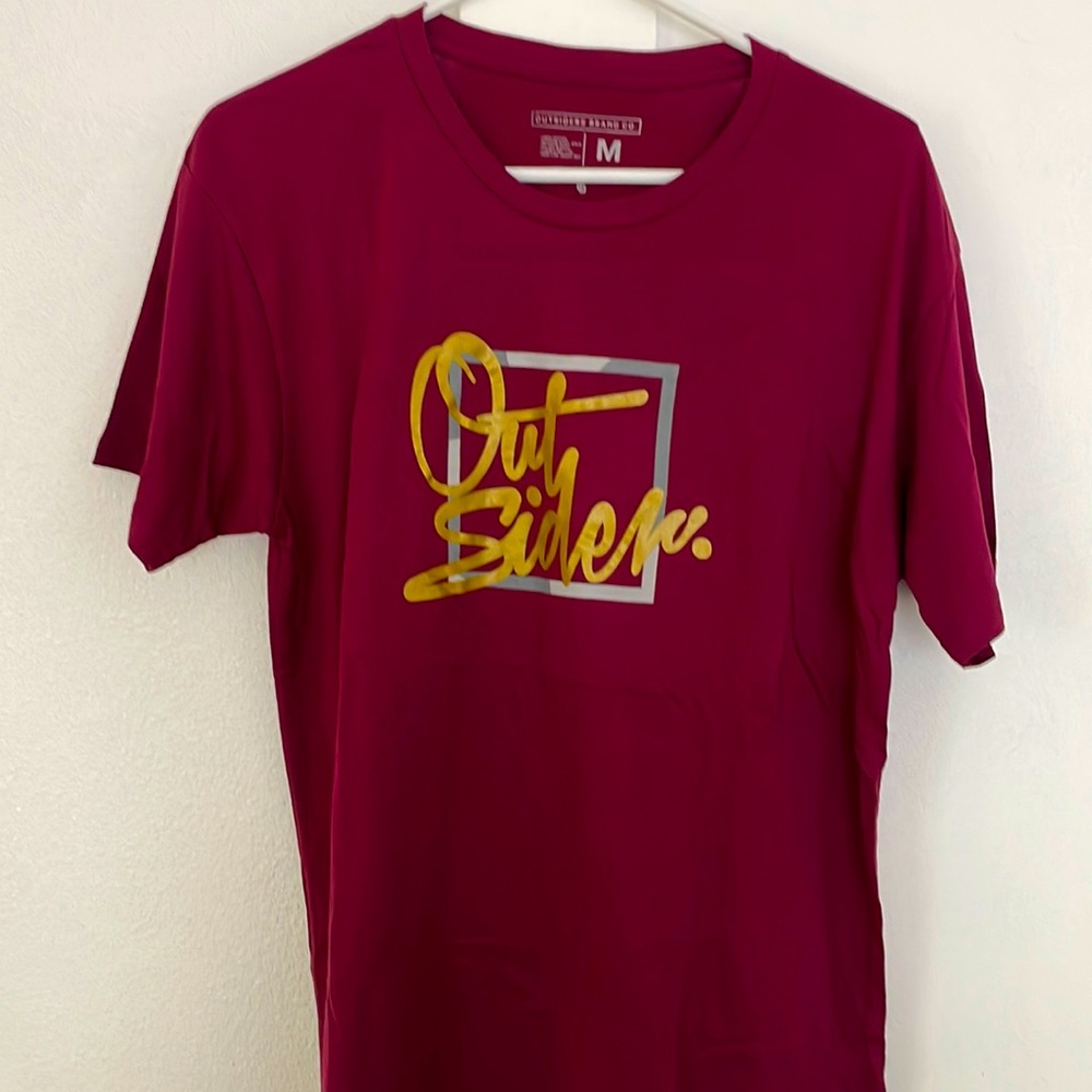 Outsider brand